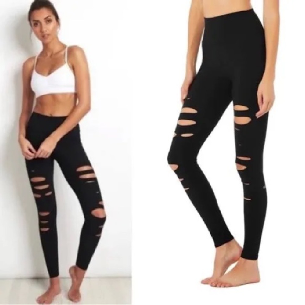 Alo Yoga High-Waisted 7/8 Ripped Warrior Legging
